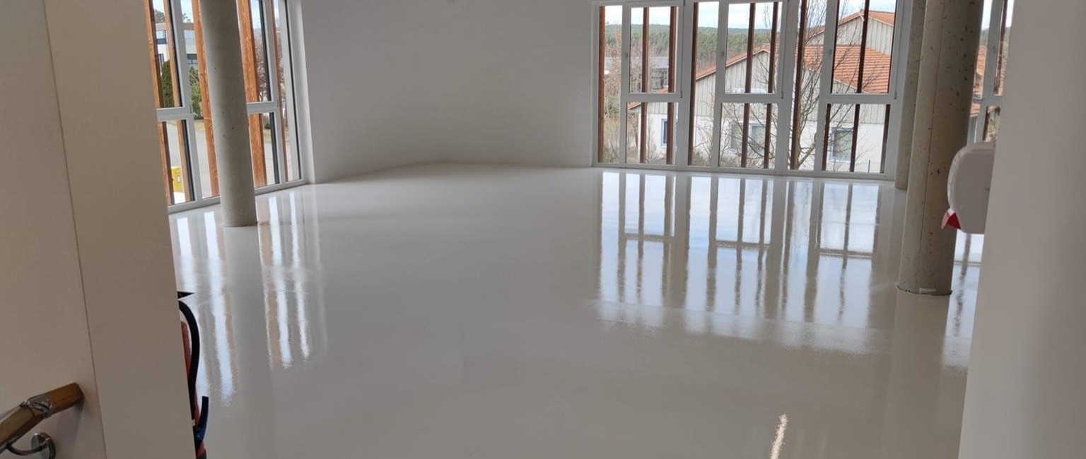 Professionelle Industrieböden & Bodenbeschichtungen